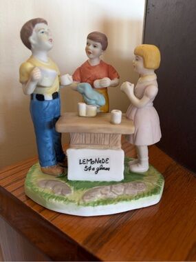 Vintage Norman Rockwell Porcelain Lemonade Stand Figurine Trio